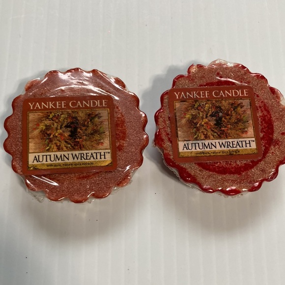 2 Yankee Candle Tarts AUTUMN WREATH NEW 8 oz each - Picture 3 of 6